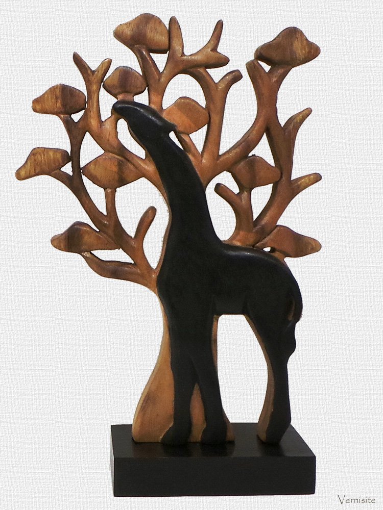 Handcrafted Wooden Giraffe and Tree Statue | Elegant Nature-Inspired Wildlife Home Decor Sculpture