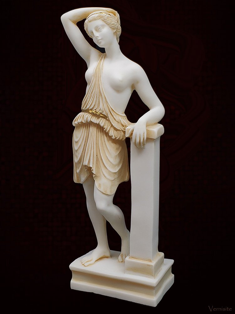 Handcrafted Wounded Amazon Warrior Sculpture | Elegant Greco-Roman Maiden Statue